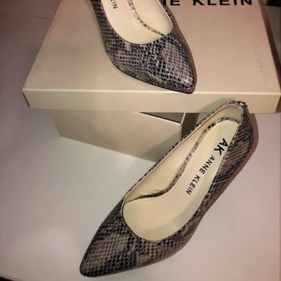 Anne Klein - AKDAMARIS Platform Pump Size 7M. - Picture 1 of 4